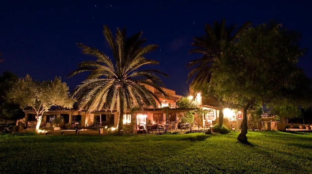 Agroturismo Finca Sant Blai Campos  Spain