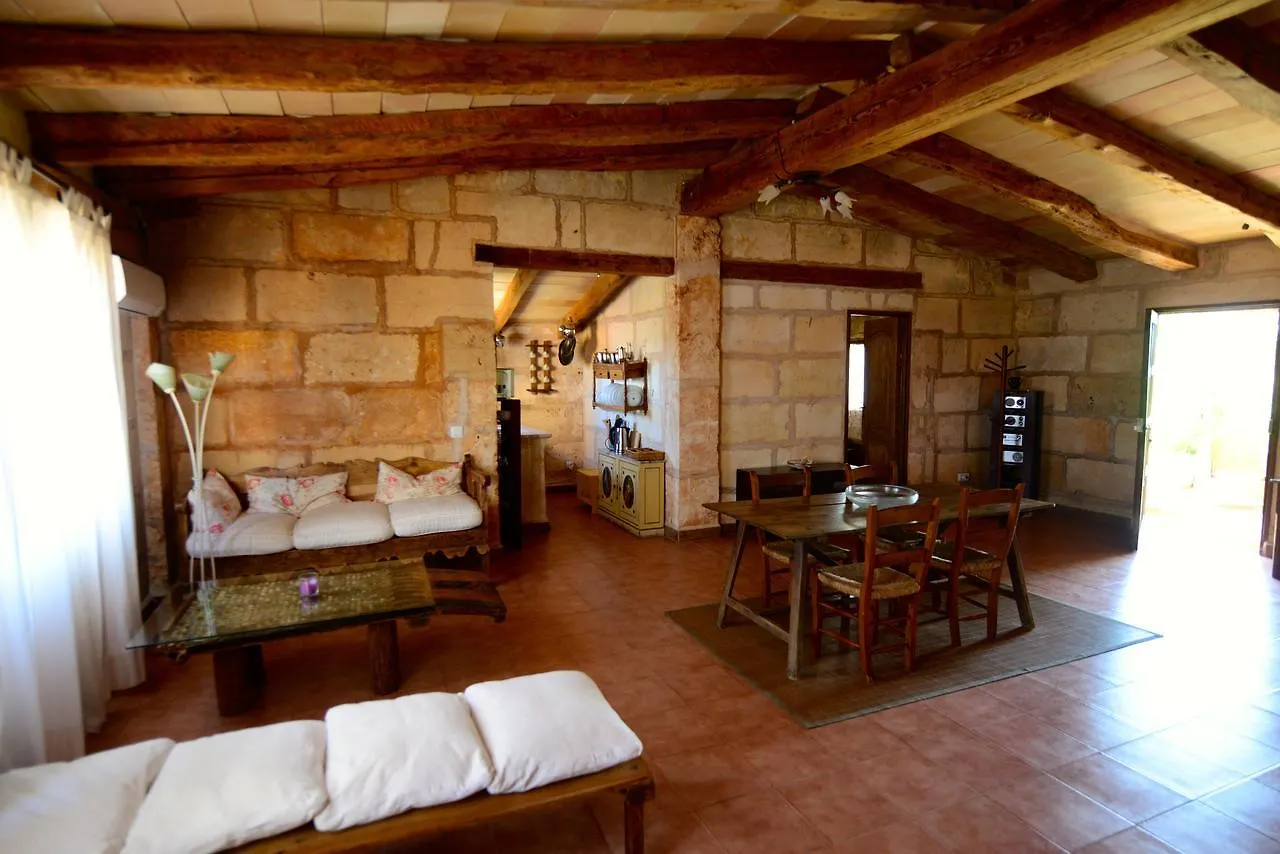 Agroturismo Finca Sant Blai Campos  Country house Campos (Mallorca)